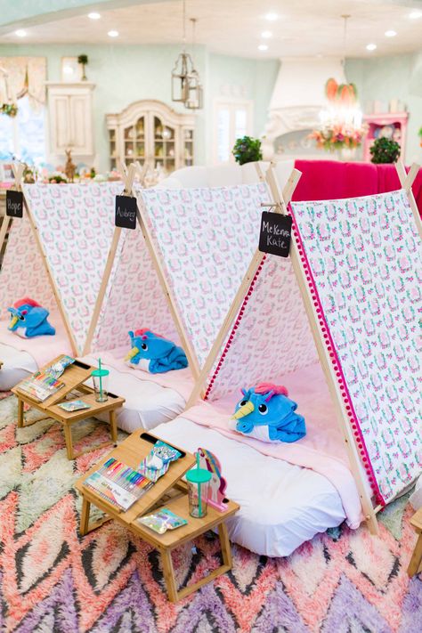 Tent Slumber Party, Diy Party Tent, Slumber Party Crafts, Diy Teepee Tent, Turtle Creek Lane, Diy Kids Tent, Sleepover Tents, Diy Teepee, Kids Sleepover