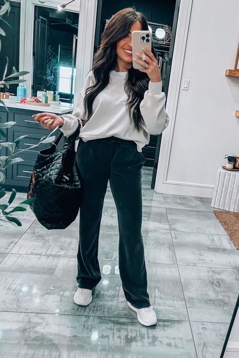 Comfy Outfits For Traveling, Cozy Travel Outfit, Lululemon Softstreme, Cozy Travel, Outfit For Travel, Outfit Travel, Comfy Outfit, Inspo Outfit, High Rise Pants