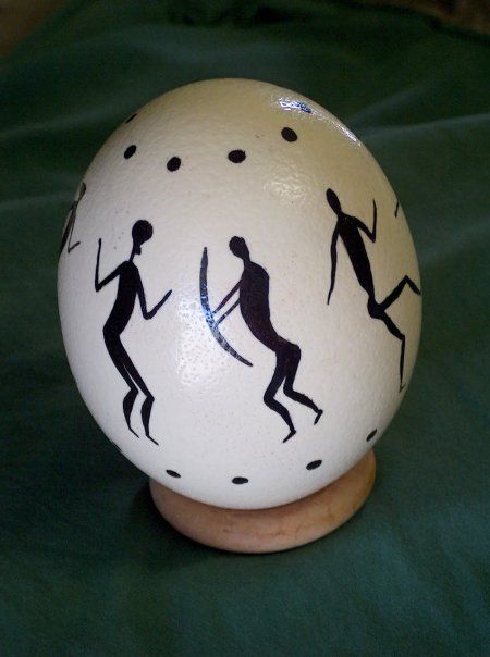 Egg Shell Art Eggshell Mosaic, Decorated Ostrich Eggs, Painted Ostrich Eggs, Ostrich Egg Art, Ostrich Head In Sand, Babies Pics, Draw Doodle, Ostrich Egg, Painting Styles