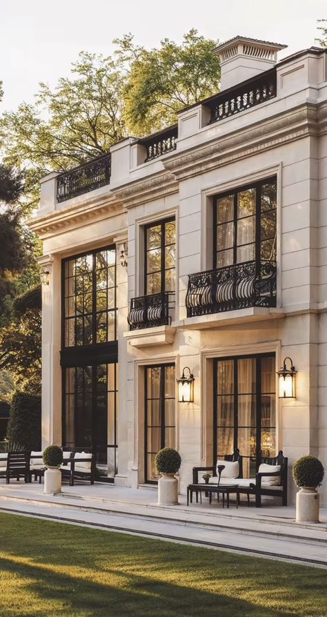 Mansion Designs, Classic House Exterior, A Mansion, Neoclassical Architecture, Dream Life House, French Architecture, House Outside Design, Luxury House Designs, Dream House Interior