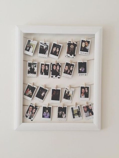 Friend Photo Gift Ideas, Diy Polaroid Display, Instax Photos Ideas Room Decor, Photo Gift Ideas Diy, Polaroid Display Ideas, Photo Craft Ideas, Frame Craft Ideas, Polaroid Display, Diy Photo Wall