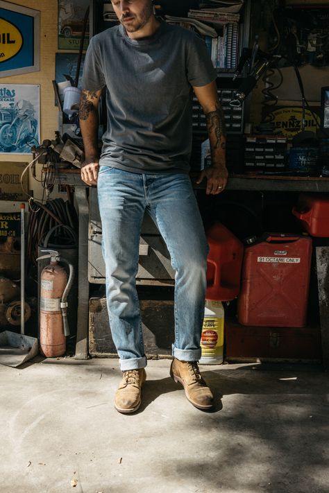 Japanese Denim. American Built. Ll Bean Outfits Men, Carhartt Fashion Men, Edgy Outfits Men Grunge, Hipster Man Outfit, Country Man Outfit Men Styles, Colorado Mens Fashion, Men’s Fall Clothing, Hipster Men Style, Mens Outfit Inspiration Summer