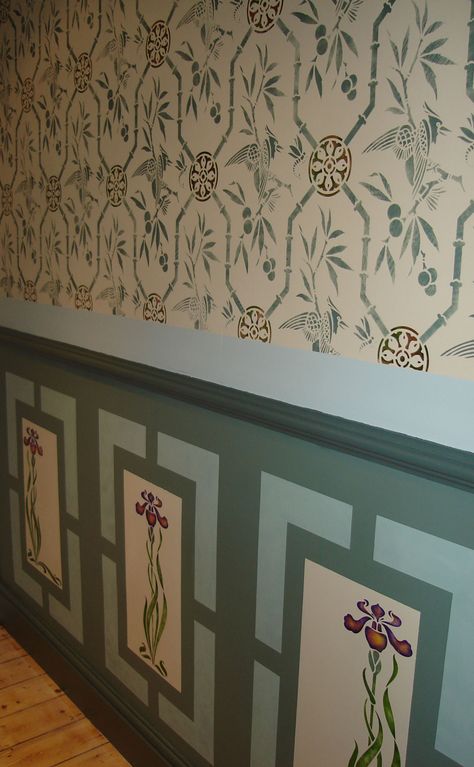 Stencilled wall with stencils by The Stencil Library, colours inspired by the William Morris rooms at the V&A Museum, London William Morris Stencil Patterns, Arts And Crafts Stencils, Stenciled Bedroom Walls, Stenciled Closet Doors, William Morris Stencil, Craftsman Stencil, Grandmacore House, Wall Stencil Ideas, Stenciled Doors