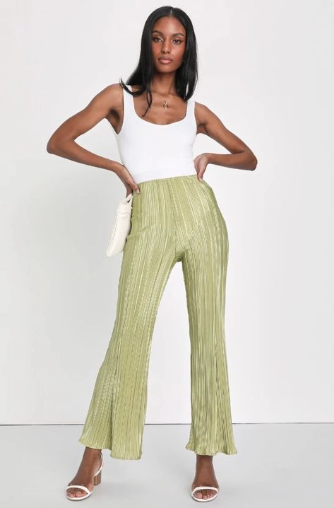 How To Copy The Viral “Coastal Cowgirl” Aesthetic | Evie Magazine Satin Flare Pants, Teacher Pants, High Waisted Flare Pants, Cowgirl Aesthetic, Lulu Fashion, High Waisted Flares, Pants Large, Pleated Fabric, Wide Pants