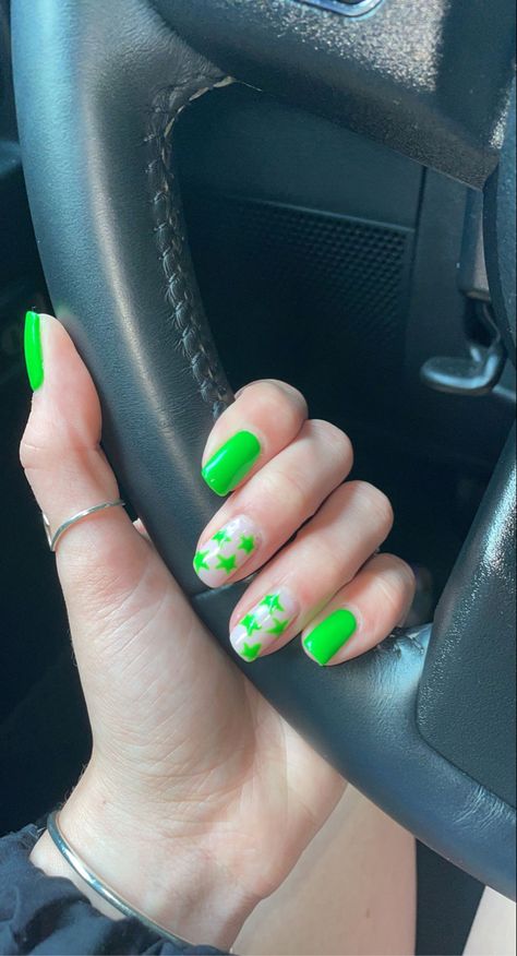 Neon Star Nails, Nails Stars, Star Nails, Neon Nails, I Feel Pretty, Feel Pretty, Womens Flip Flop, Nail Inspo, Neon