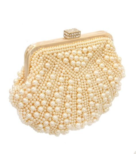 Evening Pearl Chain Cream, Gold, Clear Crystal Clutch. Get the trendiest Clutch of the season! The Evening Pearl Chain Cream, Gold, Clear Crystal Clutch is a top 10 member favorite on Tradesy. Save on yours before they are sold out! Beaded Clutch Bag, Pearl Clutch, Beige Purses, Bridal Purse, Beige Handbags, Pearl And Lace, Beaded Handbag, Evening Handbag, Beaded Clutch