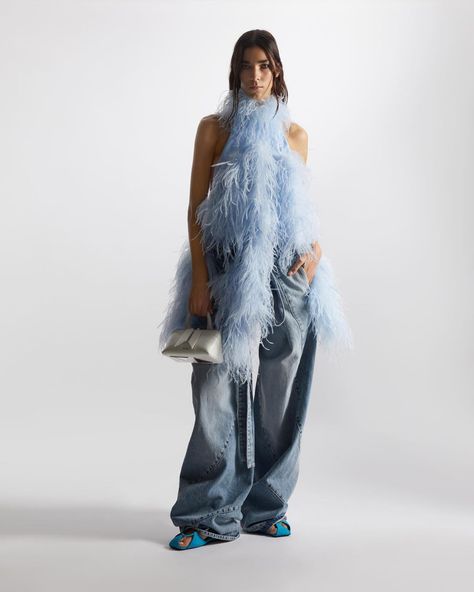 Human Bean, Model Runway, The Attico, Photographs Of People, Fur Fabrics, Fall 2022, Fitness Inspo, Party Outfit, Tulle Skirt