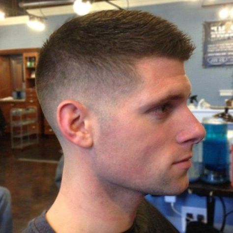 Top 30 Marine Haircuts for Men You Need to Try Out Marine Haircut, Army Haircut, Hairstyle Man, Fade Haircut Styles, Top Hairstyles For Men, Short Fade Haircut, Military Haircut, Taper Fade Haircut, Short Haircut Styles