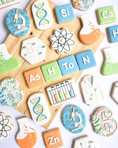 Science Cookies, Cookie Bucket, Aesthetic Cookies, Grad Cookies, Science Cake, Corporate Anniversary, Nurse Cookies, School Cookies, Fancy Ice