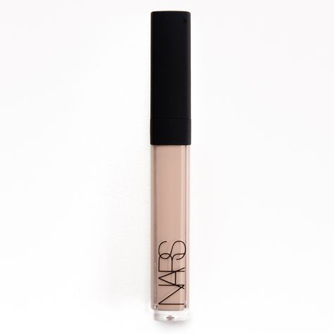 Nars Concealer Vanilla, Concealer Guide, Good Concealer, Nars Concealer, Radiant Creamy Concealer, Alat Makeup, Expensive Makeup, Nars Radiant Creamy Concealer, Concealer Shades