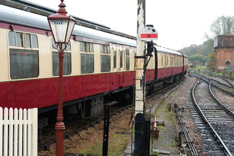 https://flic.kr/p/2qpXv6A | Bluebell Railway - (Sheffield Park, Station) Sussex | Nestled in the heart of the Sussex countryside lies a hidden gem that’s a must-visit for railway enthusiasts and families alike – the Bluebell Railway. Bluebell Railway, Bacon Roll, So Busy, Hidden Gem, Sheffield, In The Heart, Bacon, Places To Visit, Cafe