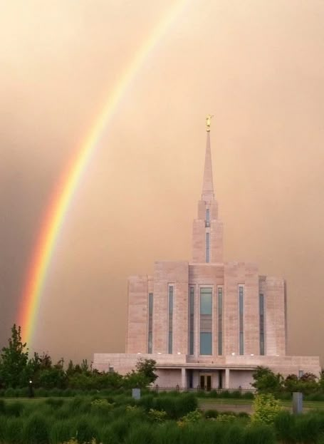 Oquirrh Mountain Temple, Hawaii Temple, Saratoga Springs Utah, Mountain Temple, Lds Temple Pictures, Later Day Saints, The Book Of Genesis, Mormon Temples, Lds Living