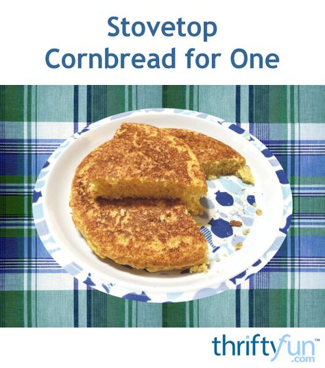 First let's get out of the way what traditional cornbread ain't. Delicious cornbread is simple cornbread. It is meant to accompany vegetables, not compete with them. Therefore, it should not have added ingredients such as cream style corn, peppers or other ingredients to make it reminiscent of another country's cuisine. Stovetop Cornbread, Buttermilk Skillet Cornbread, Stove Top Cornbread, Simple Cornbread, How To Make Cornbread, Cornbread Recipe Sweet, Cornbread Recipes, Delicious Cornbread, Cornbread Easy