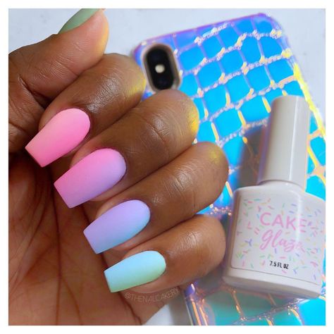 The Nail Cakery®️ on Instagram: “Short natural nails can be fly too! This gel ombré manicure was created using Cake Glaze gel polish colors! Shop Cake Glaze gel polishes…” Ombre Short Nails Gel, Rainbow Ombré Nails, Short Rainbow Nails, Ombré Manicure, Rainbow Ombre Nails, Rainbow Manicure, Ombre Nails Ideas, Elegant Nail Polish, Cake Glaze