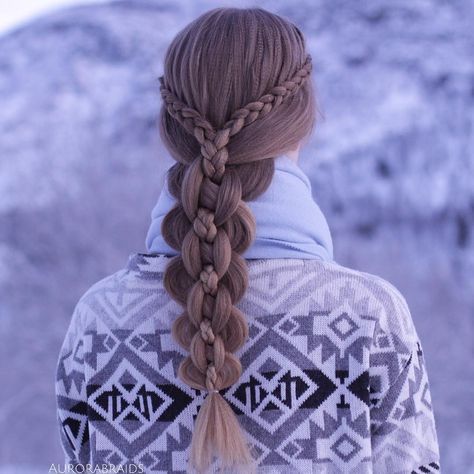 8,185 Likes, 224 Comments - Mia & Linda (@aurorabraids) on Instagram: “Dutch lace braids into an intricate five strand❣ ” Braided Waves, Lace Braids, Gorgeous Braids, Master Art, Beautiful Braids, Art Styles, Hair Dos, Gorgeous Hair, Hair Designs