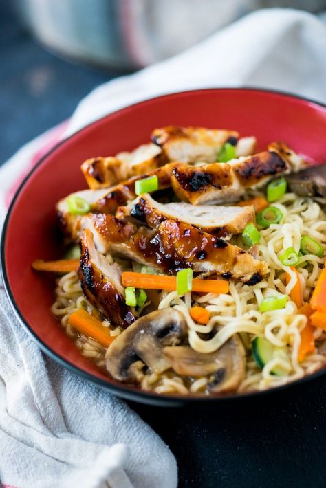 Teriyaki Chicken Big Bowl Sticky Sweet Chicken, Healthy Teriyaki Chicken, Chicken Big, Different Chicken Recipes, Homemade Chinese Food, Flat Belly Foods, Chicken Chopped Salad, Chicken Rice Bowls, Sweet Chicken