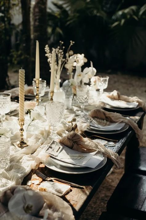 MemoryBox Photography - Wed Vibes Brass Candlesticks Tablescape, Minimal Table Setting, Ivory Candles, Candle Sticks Wedding, Tulum Wedding, Romantic Table, Wedding Vows Renewal, Vintage Brass Candlesticks, Floral Arrangements Wedding