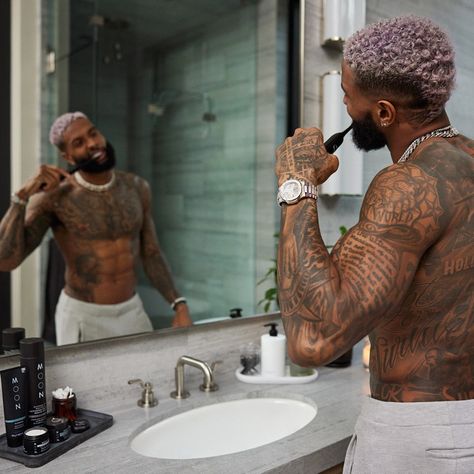 Obj Haircut, Odell Beckham Jr Haircut, Odel Beckham, Black Men Tattoos, Tattooed Men, Tattoo Inspiration Men, Odell Beckham, Odell Beckham Jr, Black Men Hairstyles