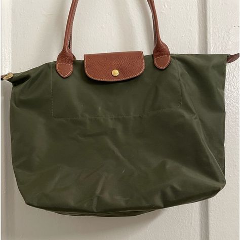 Longchamp Le Pilage Nylon Shoulder Tote | Medium Olive Green Longchamp Medium, Longchamp Bag, Longchamp Handbags, Jelly Nails, 6 D, Trim Detail, Shoulder Tote, Olive Green, Jelly