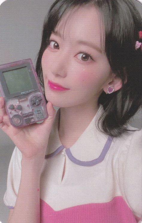 Sakura Photocard Izone, Izone Photocard Scan, Sakura Photocard Scan, Izone Photocard, Sakura Photocard, Oneiric Diary, Iz One Sakura, Lee Chaeyeon, Forever My Girl