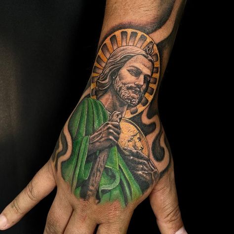 san-judas-hand-tattoo-gerry-perez Virgin Mary And San Judas Tattoo, San Judas Hand Tattoo, Durango Mexico Tattoos, San Judas Tadeo Tattoo Color, San Judas Tadeo Tattoo On Hand, San Judas Tattoo Women, Noel Tattoo, Bea Tattoo, San Judas Tattoo