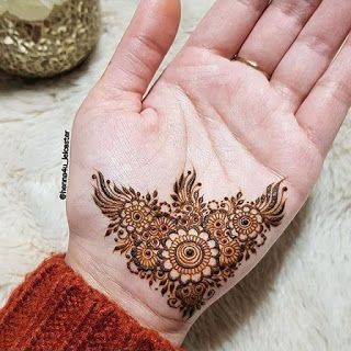 Tattoo Klein, Front Hand Mehndi Design, Front Hand Mehndi, Mehndi Designs Simple, Finger Henna Designs, Hand Mehndi Design, Latest Henna Designs, Mehndi Designs For Kids, Very Simple Mehndi Designs