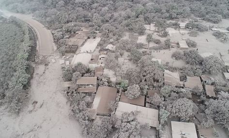 Image of an ash-covered town in the aftermath of the eruption of the Fuego volcano Fuego Volcano, Guatemala Volcano, Volcano Ash, Taal Volcano, Volcanic Ash, Active Volcano, The Aftermath, Hope Is, Working Hard