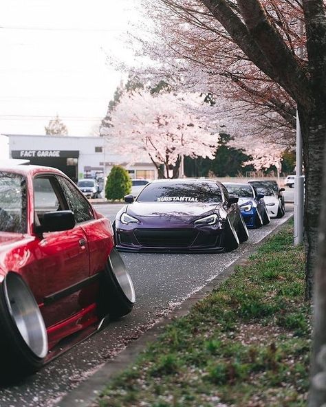 𝘾𝙖𝙢𝙗𝙚𝙧 🔥  @yuki_.fd3s #iconiccars #cars #car Cambered Cars, Camber Cars, Slammed Cars, Iconic Cars, Weird Cars, Pretty Cars, Cherry Bomb, Car Culture, Vroom Vroom