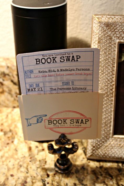 Book Swap Party, Book Club Ideas Hosting, Book Exchange Party, Book Club Activities, Reading Spaces, Book Club Parties, Book Themed Party, Book Swap, Early Science