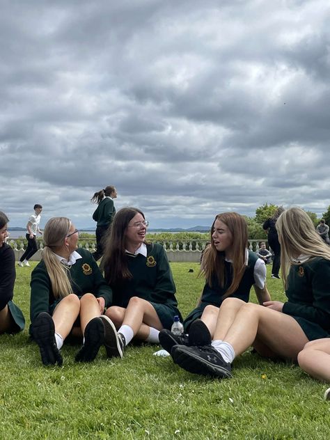 School Uniform Australia, All Girls School Aesthetic, Rich Private School Aesthetic, English School Uniform, Boarding School Life, Australia School, Private School Uniforms, Uk School, School Core