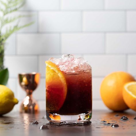 This effervescent winter mocktail features immune-supporting elderberry syrup alongside anti-inflammatory turmeric and a dose of vitamin C from orange juice. Use freshly squeezed orange juice for the best flavor. Depending on the sweetness of your elderberry syrup, you may want to use more or a little less. Elderberry Syrup Mocktail, Elderberry Mocktail Recipe, Elderberry Syrup Drink Recipes, Adaptogen Mocktail Recipe, Elderberry Mocktail, Herbal Mocktail Recipes, Elderberry Drink, Functional Mocktails, Herbal Mocktails