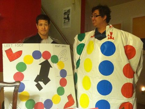 Picture of Twister Costume for 2 Object Costumes, Costume For 2, Twister Costume, Twister Halloween, Last Minute Diy Halloween Costumes, Twister Game, Diy Halloween Costumes Easy, Fall Things, Creative Costumes