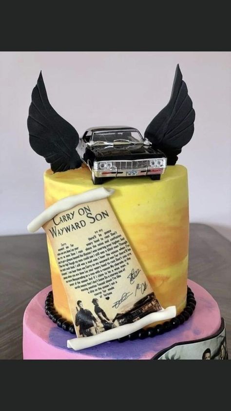 Supernatural Cake Ideas, Supernatural Birthday Cake, Supernatural Cake, Supernatural Birthday, Extreme Cakes, Crazy Cakes, Cake Makers, Cake Boss, Culinary Arts