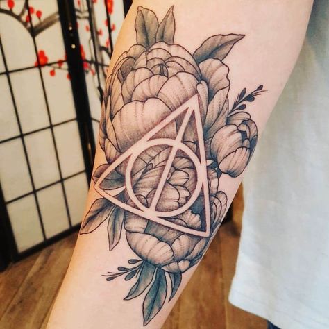 #Tattoos, Hallows Tattoo, Tattoo Style Art, 16 Tattoo, Hp Tattoo, Ankle Tattoos For Women, Hp Harry Potter, Harry Potter Tattoos, Harry Potter Tattoo, Art Tumblr