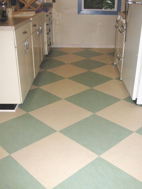 Natural Linoleum — Naturlich Flooring Marmoleum Floors Kitchen, Linoleum Flooring Kitchen, Linoleum Kitchen Floors, Vct Flooring, Painted Wooden Floors, Vinyl Flooring Rolls, Marmoleum Floors, Sheet Vinyl Flooring, Kitchen Vinyl