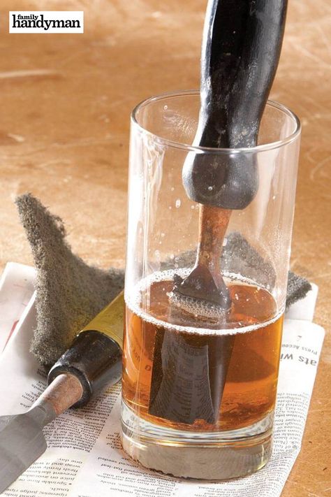 Cleaning Rusty Tools, Window Cleaner Homemade, Rusty Tools, Natural Cleaning Solutions, Wood Plane, The Family Handyman, Vinegar Cleaning, Cleaning Wood, Family Handyman