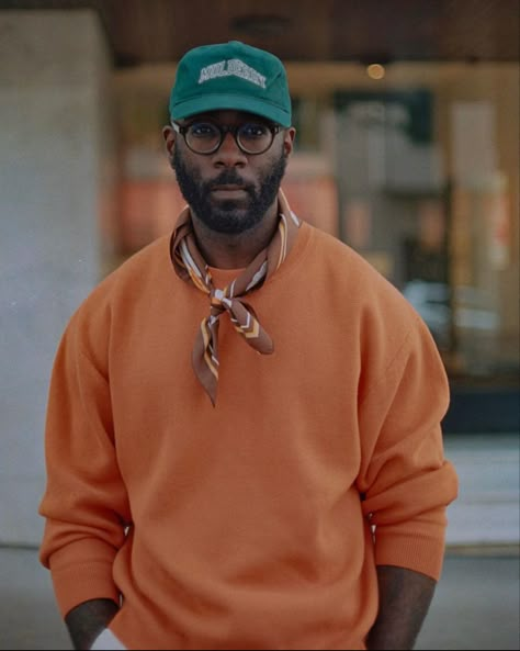 Orange Sweatshirt Outfit, Halloween Outfits Men, Neckerchief Outfit, Orange Sweater, Black Men Street Fashion, Men Street Fashion, Mens Fashion Inspiration, Street Fashion Men Streetwear, Guys Clothing Styles