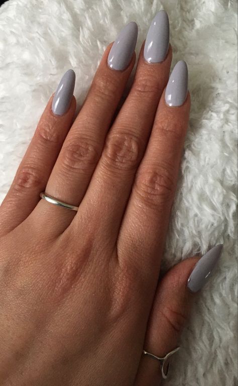 Extension Nails Ideas, Acrylic Nails Ideas Long, Nail Shape Natural, Gel Extension Nails Ideas, Shape Natural Nails, Natural Nail Shape, Gel Extension Nails, Grey Acrylic Nails, Grey Nail