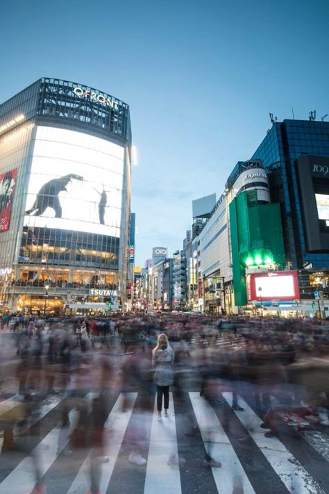 Japan Shibuya Crossing, Exposure Pictures, Long Exposure Portrait, Alone In A Crowd, Japan Shibuya, Shibuya Crossing, Japan Illustration, Tokyo City, Japan Photography