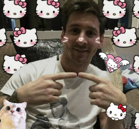 Messi Cute, Stickers People, Messi Funny, King Messi, Sanrio Memes, Messi Suarez, Lionel Messi Posters, Messi Poster, Messi Messi