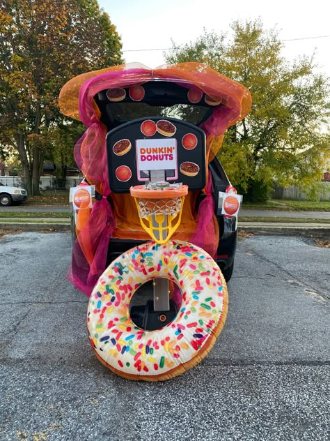 Easy Diy Truck Or Treat, Dunkin Donut Trunk Or Treat Ideas, Trunk Or Treat Ideas For Cars Dunkin, Trunk Or Treat Donut Theme, Middle School Trunk Or Treat Ideas, Basketball Trunk Or Treat Ideas For Cars, Cereal Trunk Or Treat, Pinata Trunk Or Treat, Concession Stand Trunk Or Treat