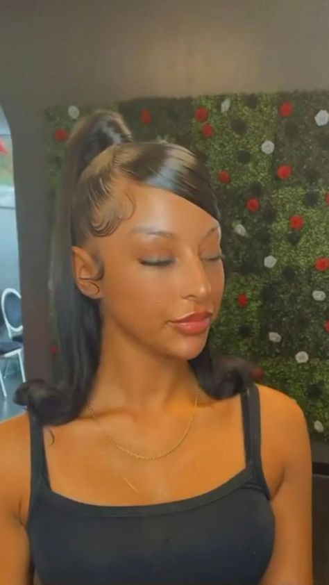 Swoop Bangs, Sleek Bun, Cute Curly Hairstyles, High Ponytail, Natural Styles, Back To School Hairstyles, Sleek Hairstyles, High Ponytails, Pony Hair