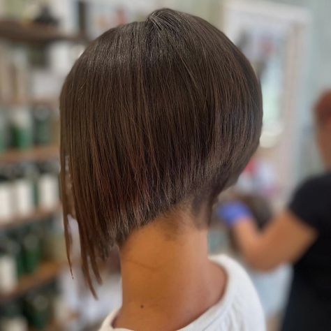 Long Shaved Angled Bob Angled Bob Shaved Back, A Line Undercut, Undercut Bob Hairstyles, Undercut Nape, Hidden Undercut, Undercut Bob Haircut, Short Stacked Bobs, Curly Undercut, Undercut Bob