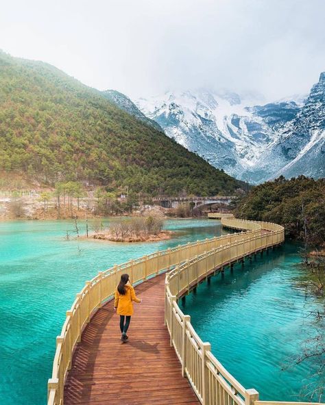 Blue Moon Valley is a popular spot inside the Jade Dragon Snow Mountain Scenic Area. Seen from a distance, it resembles a blue crescent… Dragon Mountain, Valley Of The Moon, Pine Island, Jade Dragon, Aesthetic Picture, Snow Mountain, Blue Lake, On The Road Again, Travel Tours