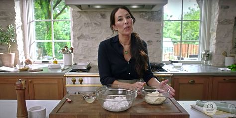 Joanna Gaines Shares Her Game Day Recipe for French Onion Dip | PEOPLE.com Gains Recipes, Onion Dip Recipe, French Onion Dip, Game Day Appetizers, Magnolia Table, Onion Dip, Super Bowl Sunday, Cream Cheese Recipes, Party Food Appetizers