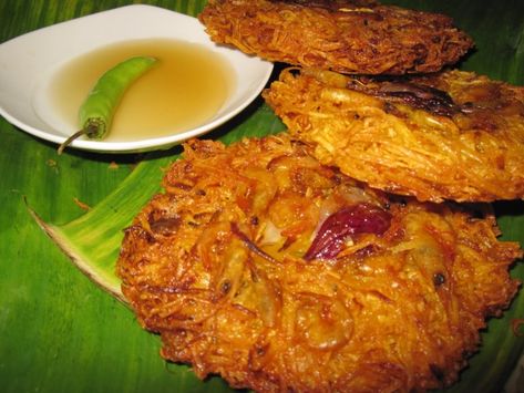 Ukoy Recipe, Okoy Recipe, Recipe Filipino Food, Shrimp Fritters, Philippines Food, Japanese Street Food, Thai Street Food, Pinoy Food, Filipino Food