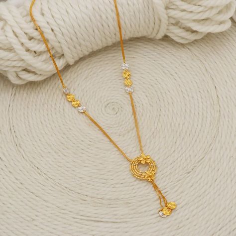 Total Length is 20 inches approx and width is (Pendant ) 1.8 centimeter approx weight is 9.93 grams approx Gold Chain Necklaces Women, Chain Pendant Designs Gold, Gold Necklace Designs For Women, 22k Gold Chain Necklace, Gold Chain Designs For Women, 22k Gold Chain, Unique Gold Jewelry Designs, Pendent Set, Gold Bracelet Simple