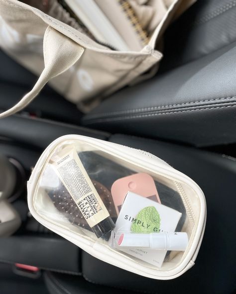 car essentials pouch packed with the small clear pouch 💗 💗Link in bio or comment “Pouches” below and we’ll DM you the details!💗 #totesavvy #packwithme #everydaystyle #bagorganization #favoritefinds #packingsolutions #travelorganizer #travelessentials #handbaglover #clearpouch #clearpouches #makeupbag #toiletriesbag #whatsinmybag Car Kit Essentials, Essentials Pouch, Travel Packing Essentials, Diaper Bag Essentials, Clear Pouch, Wipes Container, Essential Pouch, Car Essentials, Car Kit