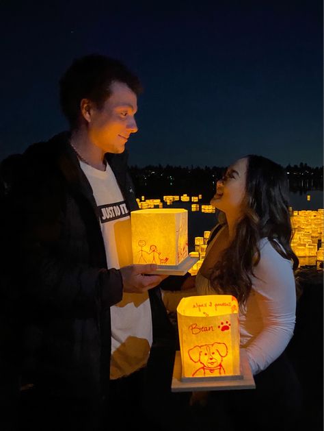 Water Lantern Festival Outfit, Water Lantern Festival Decorating Ideas, Lantern Festival Outfit, Water Lantern Festival, Lantern Fest, Water Lantern, Lantern Art, Dream Dates, Floating Lanterns