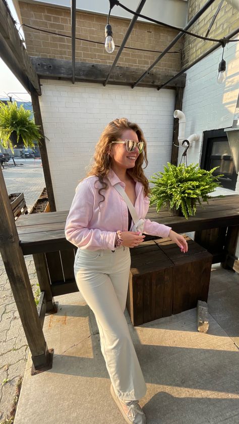 Spring outfit, light coloured pants, white pants, pink jacket outfit, patio drinks, patio outfit, outfit inspo Light Pink Jacket Outfit, Patio Outfit, Patio Drinks, Pink Jacket Outfit, Light Pink Jacket, Jacket Outfit, Pants White, Colored Pants, Everyday Activities